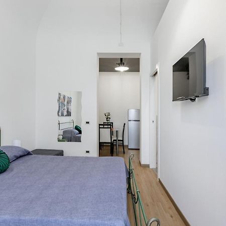 Corso Dei Mille Station Flat With Balcony Apartment Palermo Ngoại thất bức ảnh