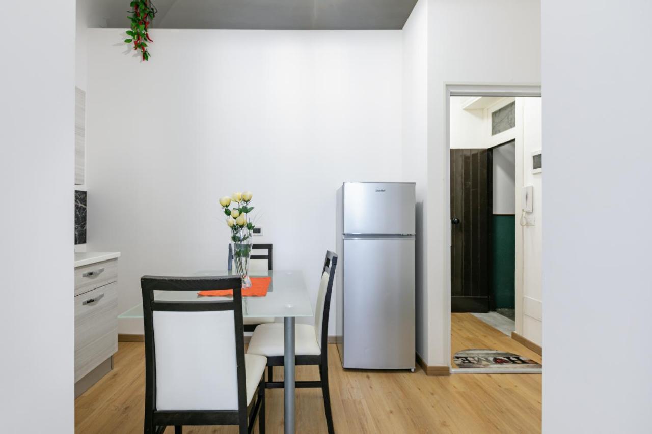 Corso Dei Mille Station Flat With Balcony Apartment Palermo Ngoại thất bức ảnh