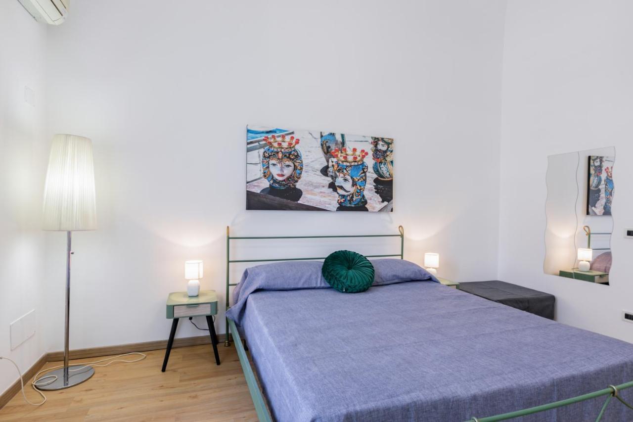 Corso Dei Mille Station Flat With Balcony Apartment Palermo Ngoại thất bức ảnh