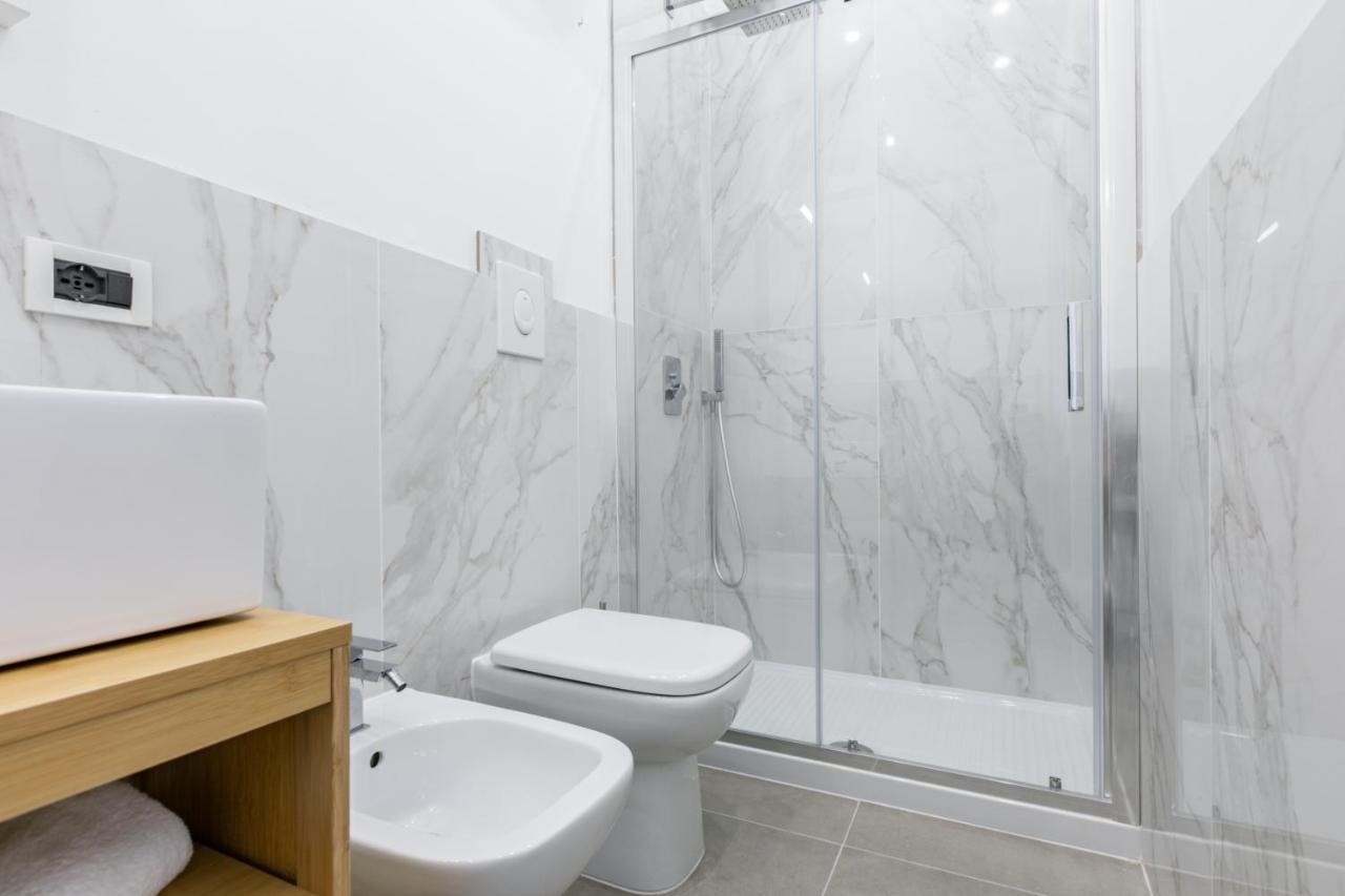 Corso Dei Mille Station Flat With Balcony Apartment Palermo Ngoại thất bức ảnh